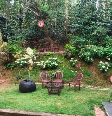 Homestay Vintage Retreat 1970's Chikmagalur